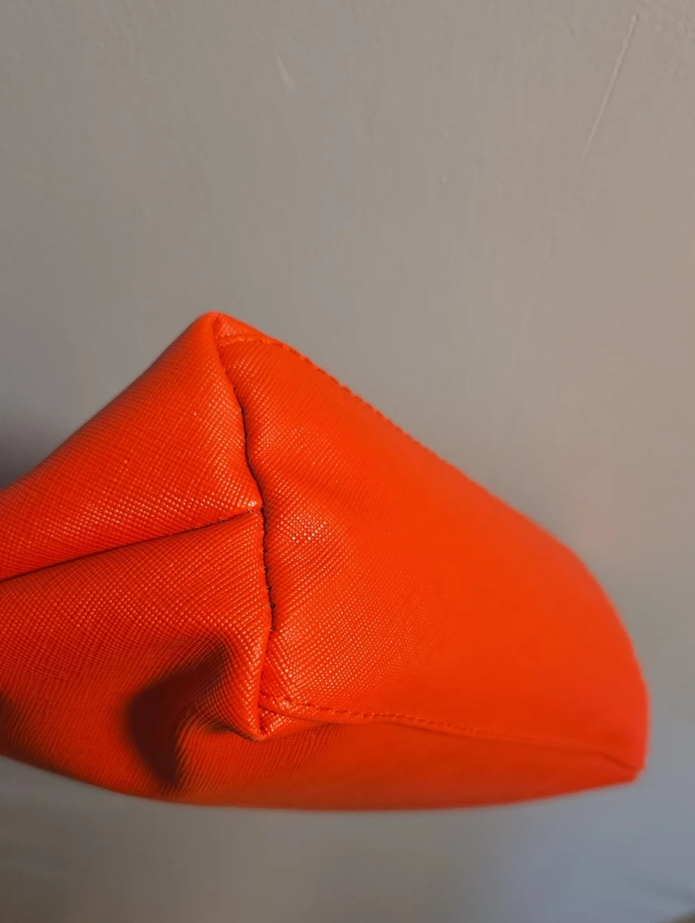 marc tétro Red Westie Travel Pouch